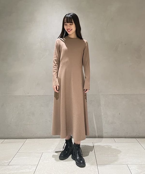 高木 菜央さんの「BEAMS WOMEN｜」を使ったコーディネート
