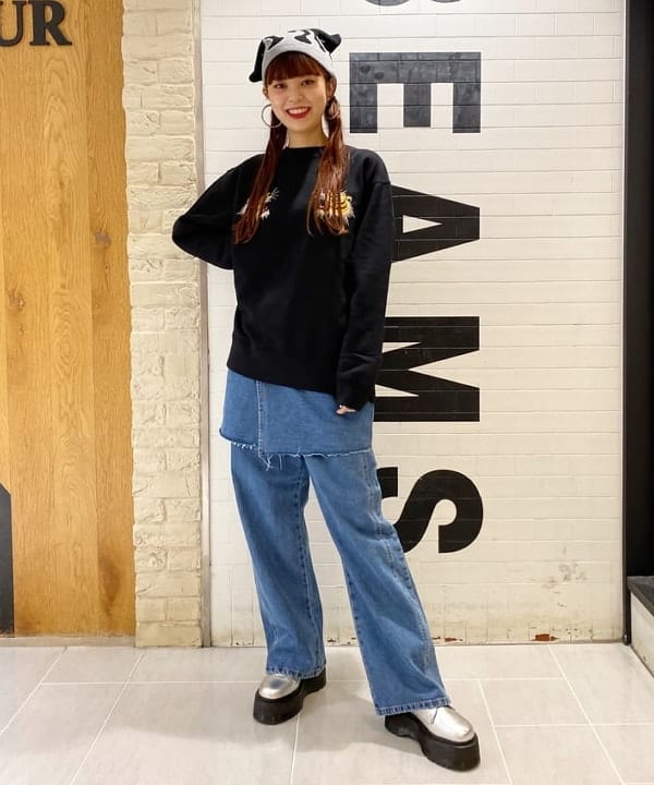 りかちょび/岸本梨佳さんの「BEAMS WOMEN｜Otro Accesorio / フラワー リング」を使ったコーディネート