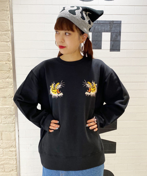 りかちょび/岸本梨佳さんの「BEAMS WOMEN｜Otro Accesorio / フラワー リング」を使ったコーディネート