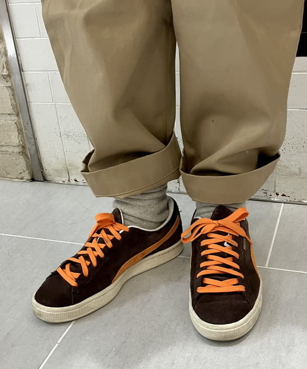 小原 もこさんの「BEAMS WOMEN｜【別注】BUZZ RICKSON'S / シャンブレー ロングスリーブ シャツ」を使ったコーディネート