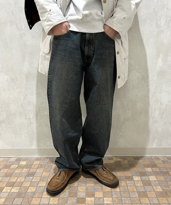 平柳 楓馬さんの「BEAMS WOMEN｜BEAMS / ワイドフィット デニムパンツ」を使ったコーディネート