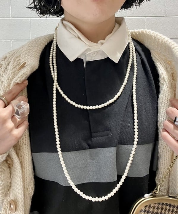 小原 もこさんの「BEAMS WOMEN｜BEAMS BOY / 樹脂 パール ロング ネックレス」を使ったコーディネート