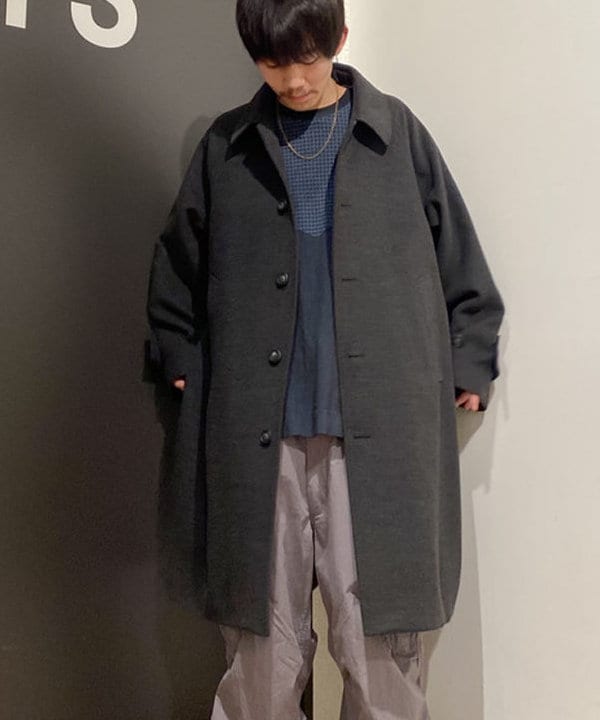 井上 隆司さんの「BEAMS WOMEN｜BEAMS / ビッグ 6ポケット カーゴパンツ」を使ったコーディネート