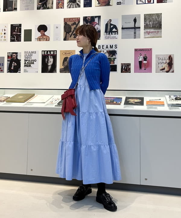 渡邊 舞さんの「BEAMS WOMEN｜GYMPHLEX × Ray BEAMS / 別注 ティアード ワンピース」を使ったコーディネート