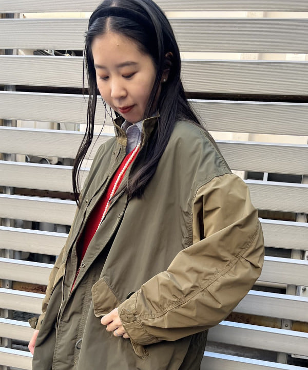 ミナミマリコさんの「BEAMS WOMEN｜BEAMS BOY / 樹脂 パール ロング ネックレス」を使ったコーディネート