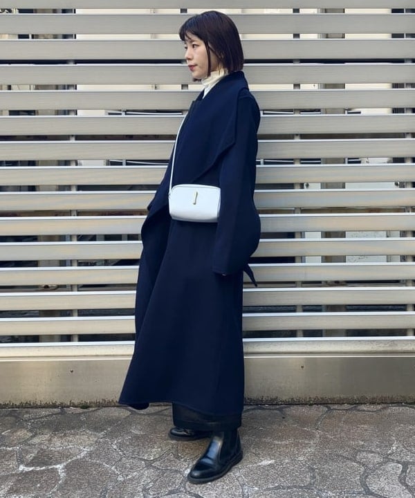 SAKAIさんの「BEAMS WOMEN｜TOFF&LOADSTONE × Demi-Luxe BEAMS / 別注 レヴューミニ ライトシュリンク ショルダーバッグ」を使ったコーディネート