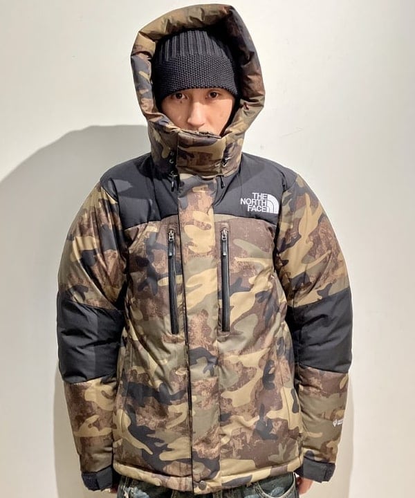 西村 光平さんの「BEAMS WOMEN｜BEAMS / ワイドフィット デニムパンツ」を使ったコーディネート