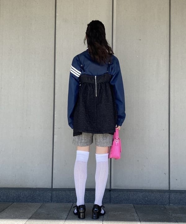 マツド ユメカさんの「BEAMS WOMEN｜Ray BEAMS / フクレ ジャカード カットアウト キャミソール」を使ったコーディネート