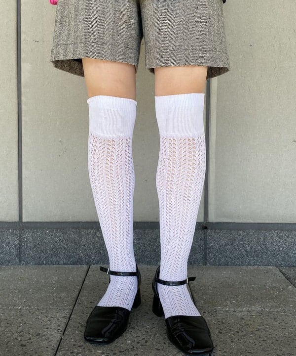 マツド ユメカさんの「BEAMS WOMEN｜Ray BEAMS / フクレ ジャカード カットアウト キャミソール」を使ったコーディネート