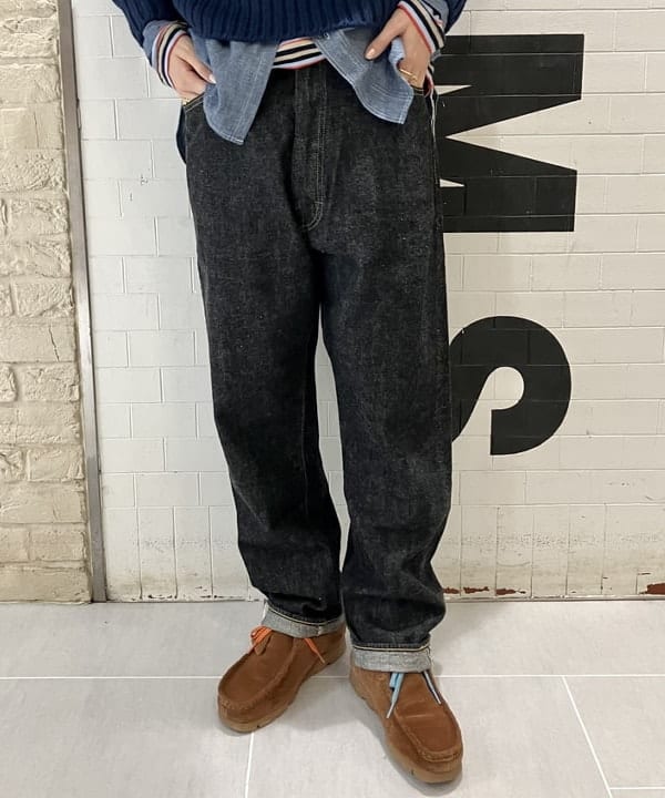 小原 もこさんの「BEAMS WOMEN｜【別注】BUZZ RICKSON'S / シャンブレー ロングスリーブ シャツ」を使ったコーディネート