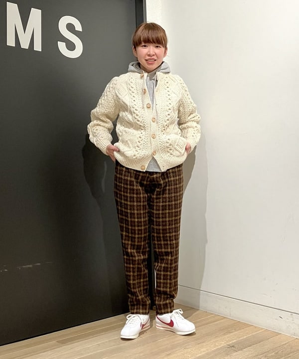 みかみさんの「BEAMS WOMEN｜Healthknit × BEAMS BOY / ワッフル プルオーバー パーカ」を使ったコーディネート