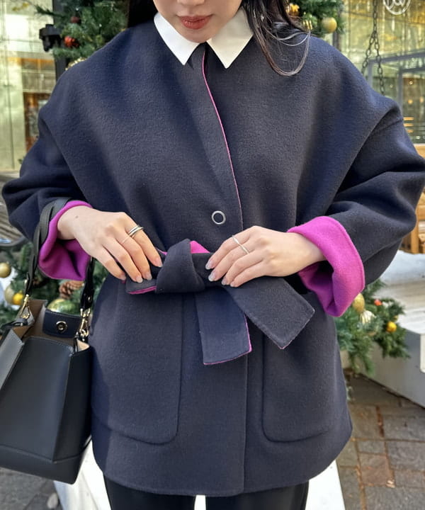 大浦 栞さんの「BEAMS WOMEN｜フクレ織りジャカード アタッチドカラー ブラウス＊」を使ったコーディネート