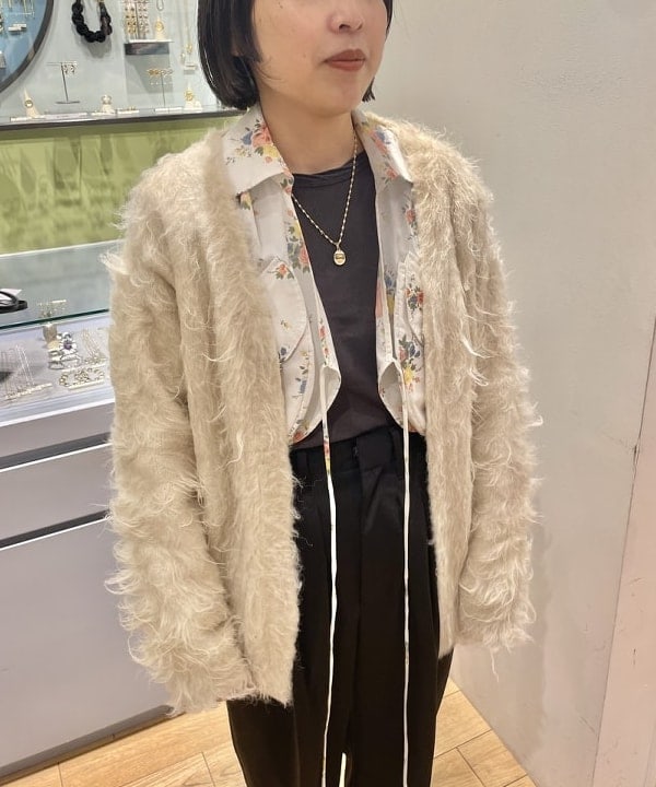 キホさんの「BEAMS WOMEN｜FARAH / Tow Tuck Wide Tapered Pants」を使ったコーディネート