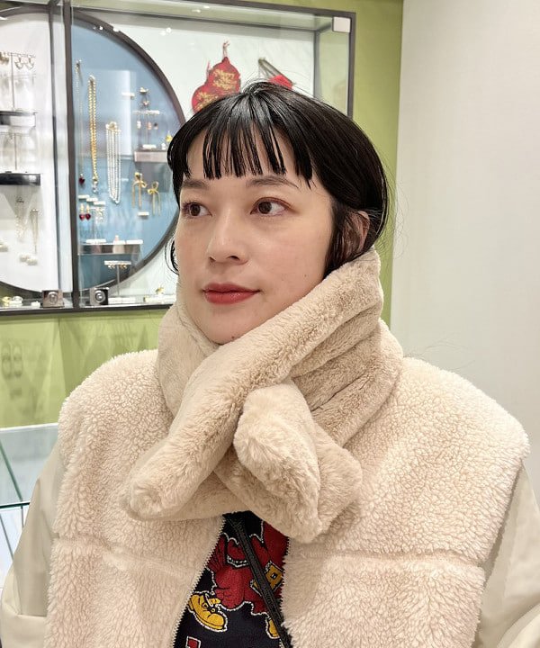 中條 和未さんの「BEAMS WOMEN｜HEY！Mrs ROSE &times; Ray BEAMS / 別注 カガリ バニティ」を使ったコーディネート