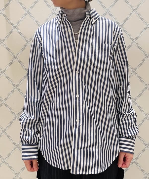 つぼさんの「BEAMS WOMEN｜ロンドンストライプ ボタンダウンシャツ」を使ったコーディネート