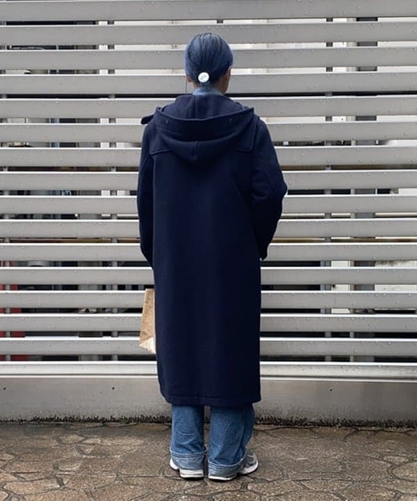 オカモト ミサキさんの「BEAMS WOMEN｜【別注】BUZZ RICKSON'S / シャンブレー ロングスリーブ シャツ」を使ったコーディネート