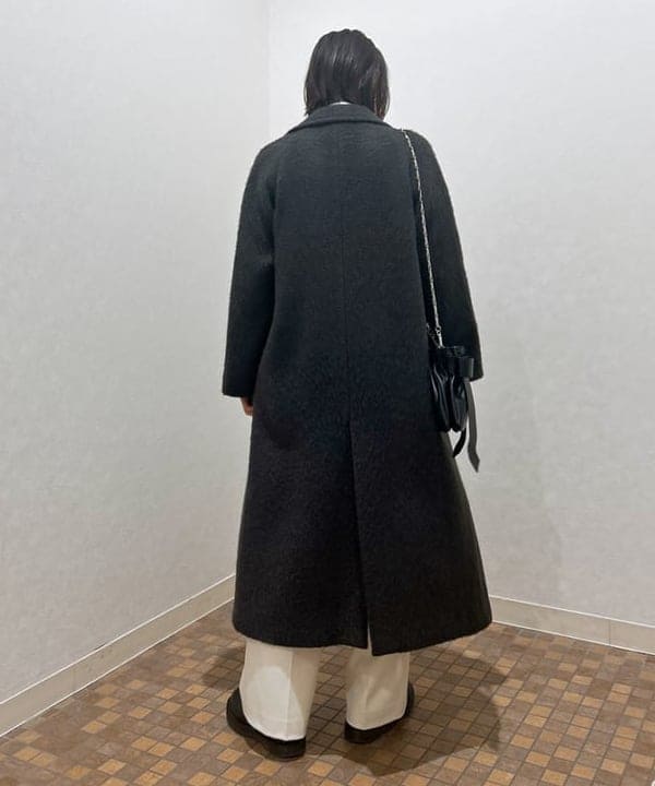 川口 恵さんの「BEAMS WOMEN｜」を使ったコーディネート