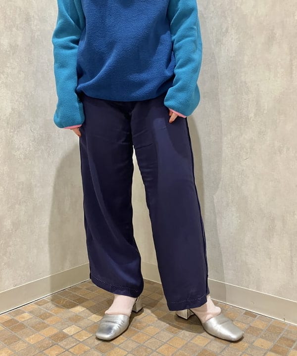 乙藤 侑里さんの「BEAMS WOMEN｜Ray BEAMS / アンクルストラップ パンプス」を使ったコーディネート