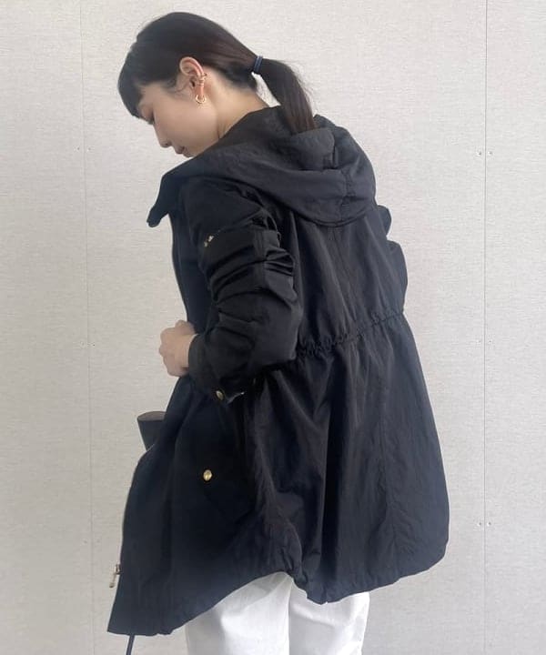 Ichika Hondaさんの「BEAMS WOMEN｜【別注】TATRAS / CRIDORLA ナイロン フード ブルゾン」を使ったコーディネート