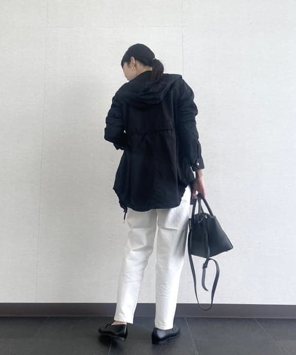 Ichika Hondaさんの「BEAMS WOMEN｜【別注】TATRAS / CRIDORLA ナイロン フード ブルゾン」を使ったコーディネート