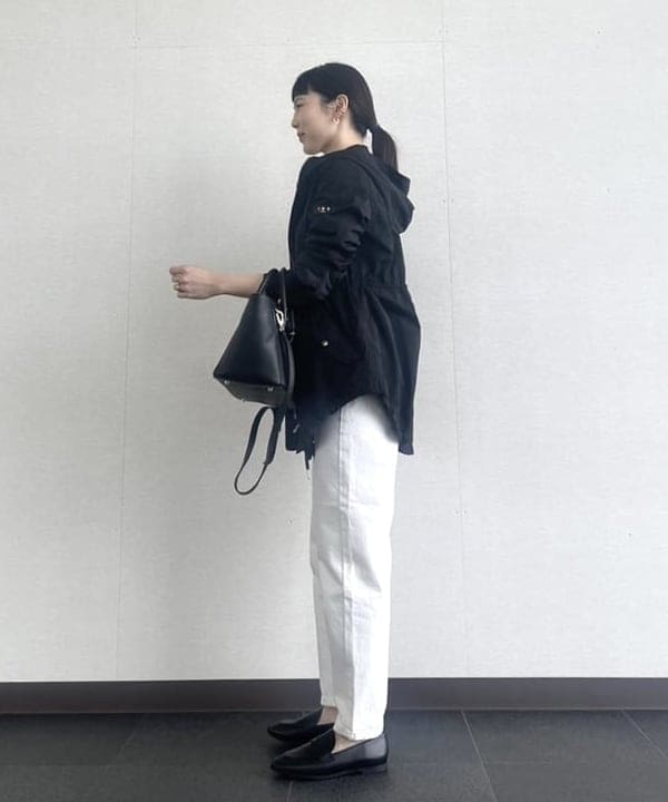 Ichika Hondaさんの「BEAMS WOMEN｜【別注】TATRAS / CRIDORLA ナイロン フード ブルゾン」を使ったコーディネート