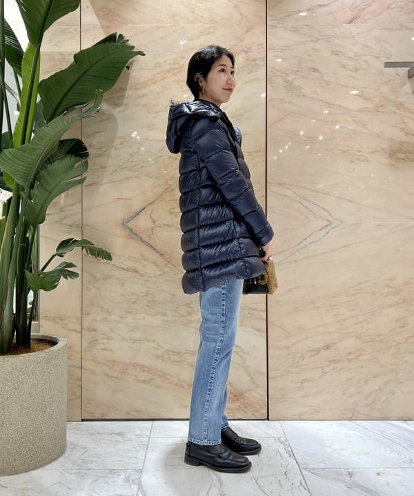 中丸　栞さんの「BEAMS WOMEN｜VIOLAd’ORO × Demi-Luxe BEAMS / 別注 エコムートン ミニショルダーバッグ」を使ったコーディネート