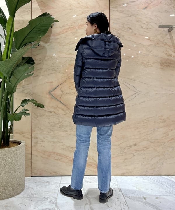 中丸　栞さんの「BEAMS WOMEN｜VIOLAd’ORO × Demi-Luxe BEAMS / 別注 エコムートン ミニショルダーバッグ」を使ったコーディネート