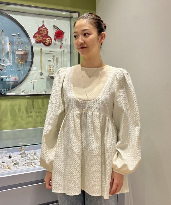 Yumenoさんの「BEAMS WOMEN｜HEY！Mrs ROSE &times; Ray BEAMS / 別注 カガリ バニティ」を使ったコーディネート