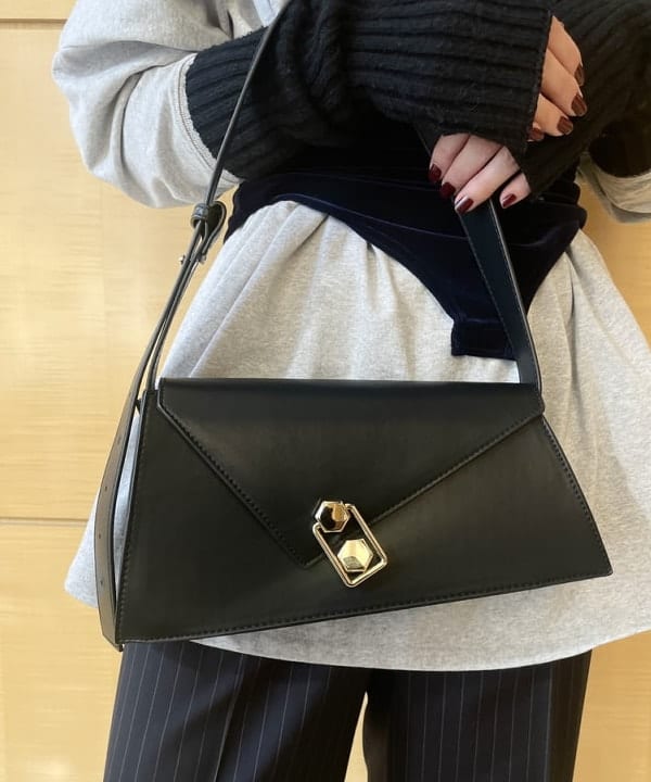 ハルキ　モモナさんの「BEAMS WOMEN｜」を使ったコーディネート