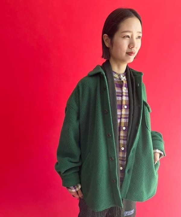 Kaoru Sakumaさんの「BEAMS WOMEN｜BEAMS BOY / ラメ リブ クルー ソックス NEW」を使ったコーディネート