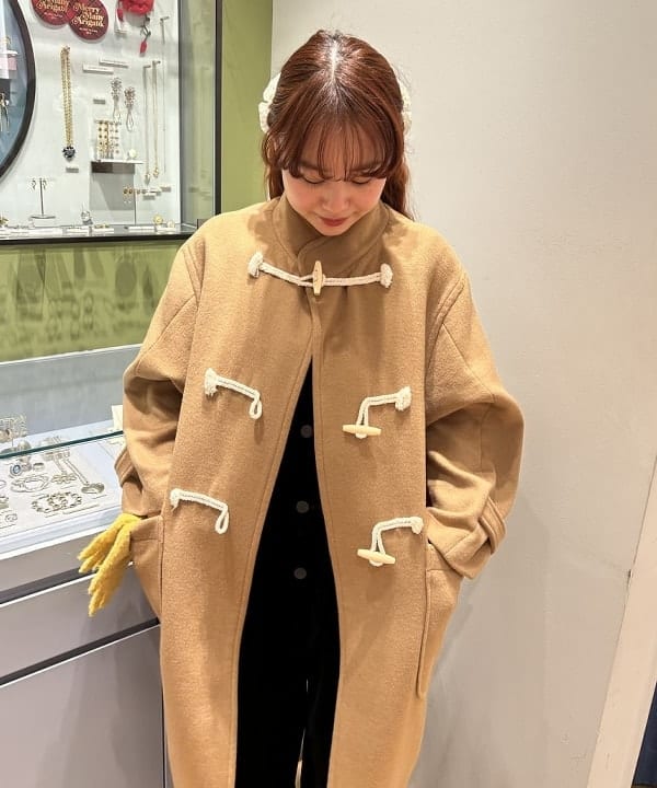 渡邊 舞さんの「BEAMS WOMEN｜Ray BEAMS / トグルボタン スタンドカラー コート」を使ったコーディネート