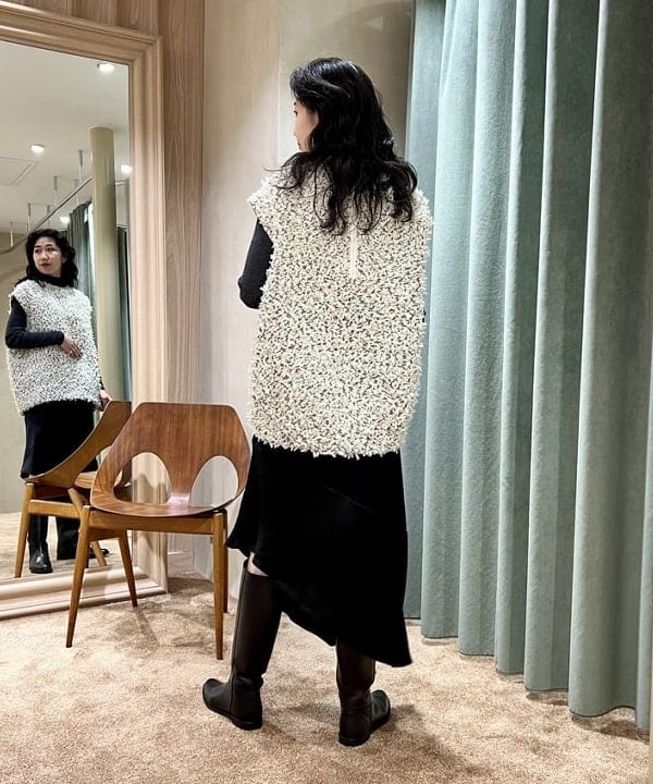 中丸　栞さんの「BEAMS WOMEN｜Demi-Luxe BEAMS / ジョッキー ロングブーツ」を使ったコーディネート