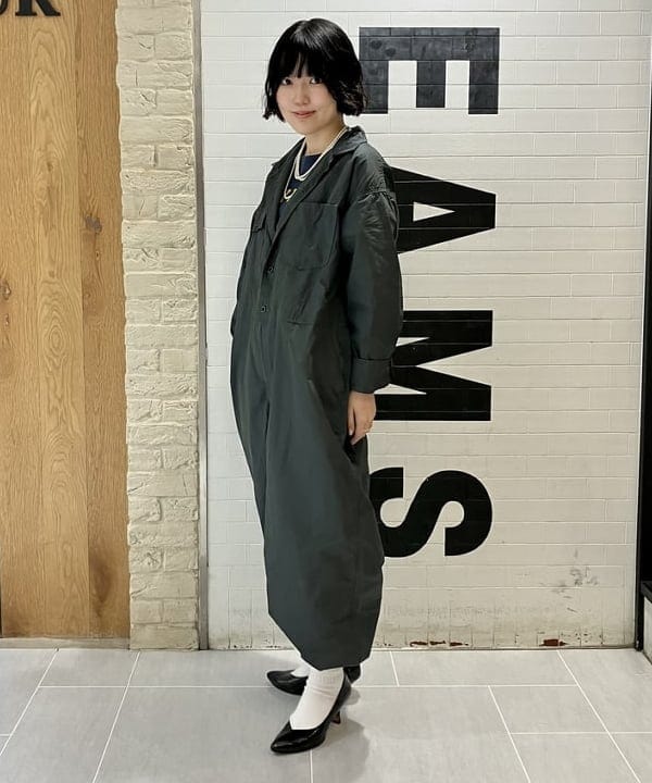小原 もこさんの「BEAMS WOMEN｜樹脂 パール ロング ネックレス」を使ったコーディネート
