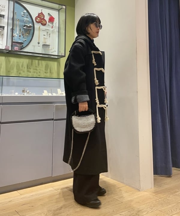 キホさんの「BEAMS WOMEN｜Ray BEAMS / ライン ストーン バッグ」を使ったコーディネート