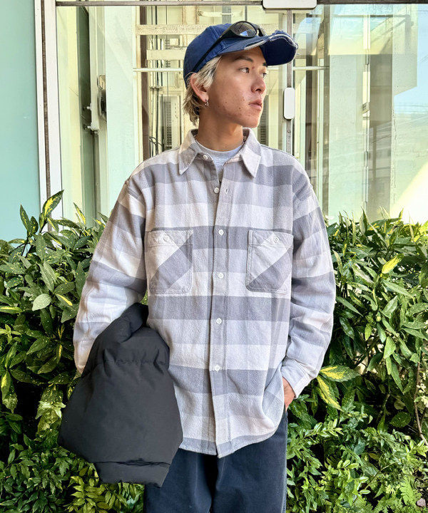 Ryohei Takataさんの「BEAMS WOMEN｜1940'sディテール ワイドチノパンツ」を使ったコーディネート