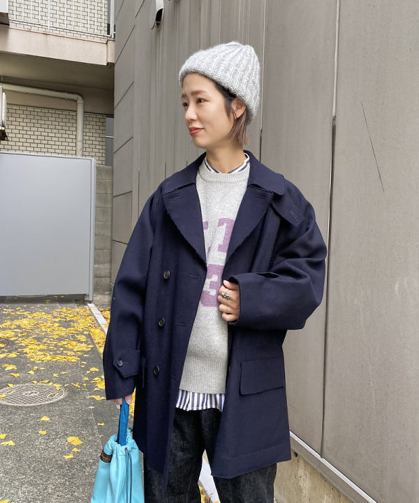 Kaoru Sakumaさんの「BEAMS WOMEN｜ロンドンストライプ ボタンダウンシャツ」を使ったコーディネート