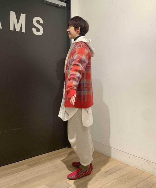 矢野(青木)優香さんの「BEAMS WOMEN｜BEAMS BOY / ボーイ メモリープリント ワンピース」を使ったコーディネート