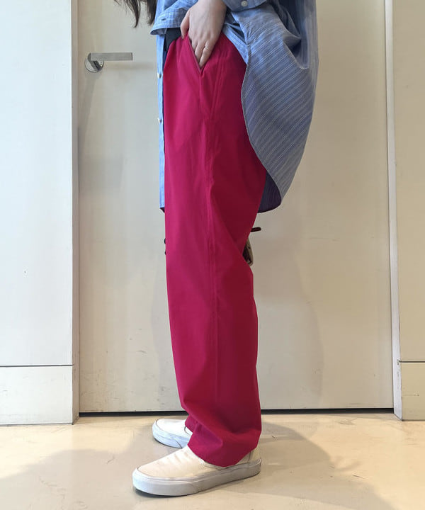 カスタニ モモノさんの「BEAMS WOMEN｜BEAMS BOY / ドビー ストライプ ビッグ ボタンダウン シャツ」を使ったコーディネート