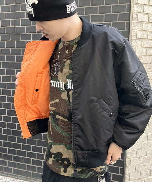 長嶺 直弥さんの「BEAMS WOMEN｜リラックスフィット THERMOLITE(R) MA-1 （撥水）」を使ったコーディネート