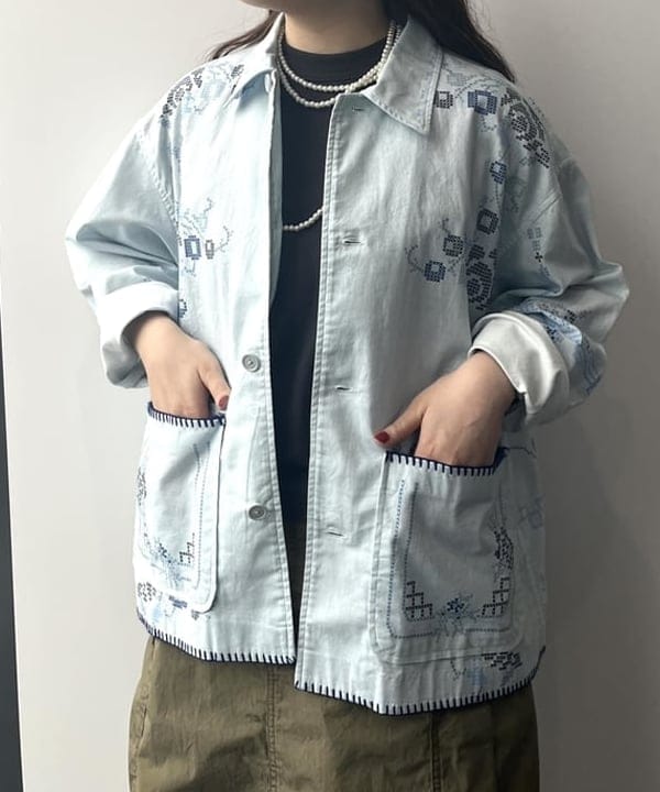 カスタニ モモノさんの「BEAMS WOMEN｜ボーイ ベーシック Tシャツ」を使ったコーディネート