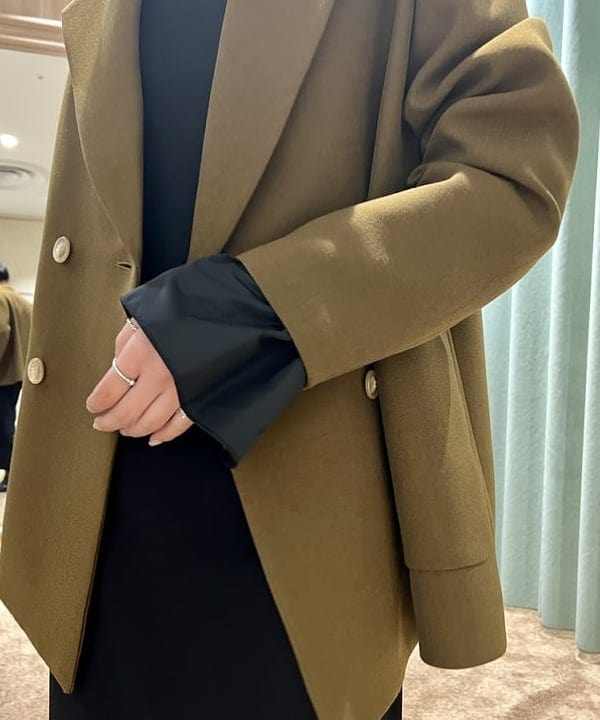 中丸　栞さんの「BEAMS WOMEN｜」を使ったコーディネート