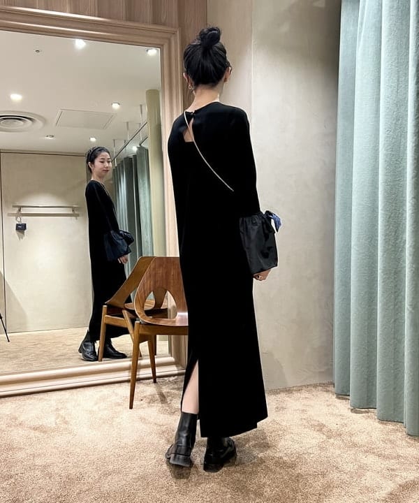 中丸　栞さんの「BEAMS WOMEN｜」を使ったコーディネート