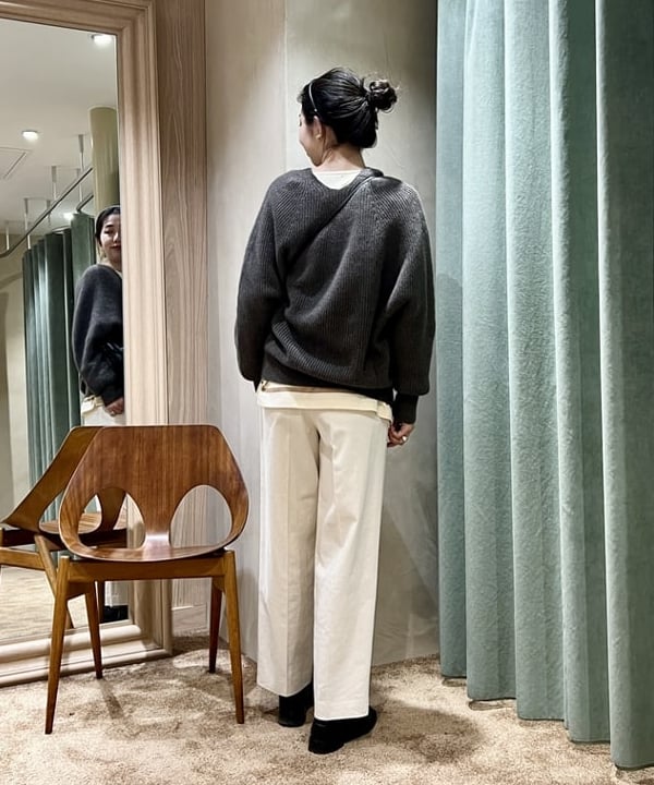 中丸　栞さんの「BEAMS WOMEN｜」を使ったコーディネート