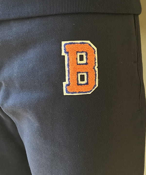 滝沢 一喜さんの「BEAMS WOMEN｜Bロゴ スウェットパンツ」を使ったコーディネート