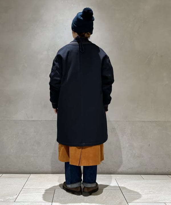 吉野 多恵さんの「BEAMS WOMEN｜ロンドンストライプ ボタンダウンシャツ」を使ったコーディネート