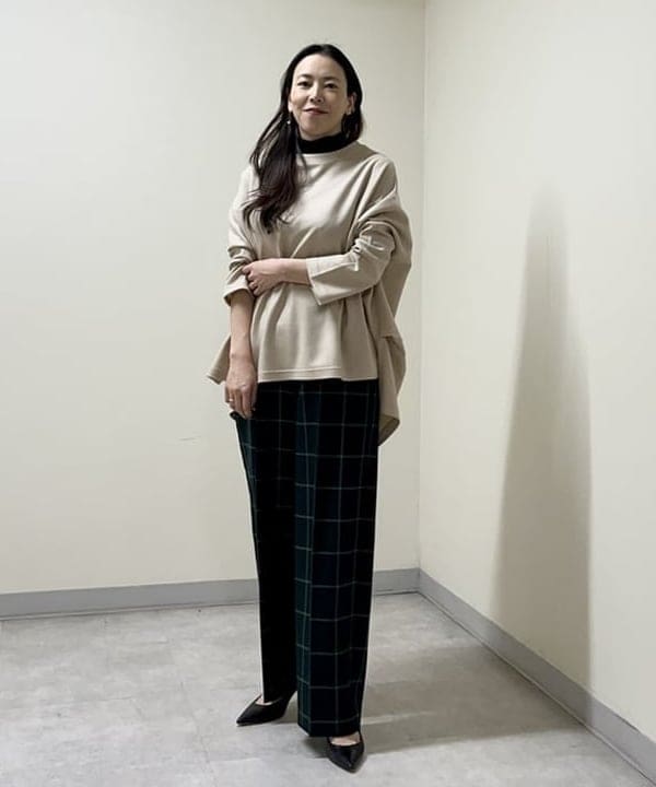関 桂子さんの「BEAMS WOMEN｜UNION LAUNCH / ウィンドウペン パンツ」を使ったコーディネート