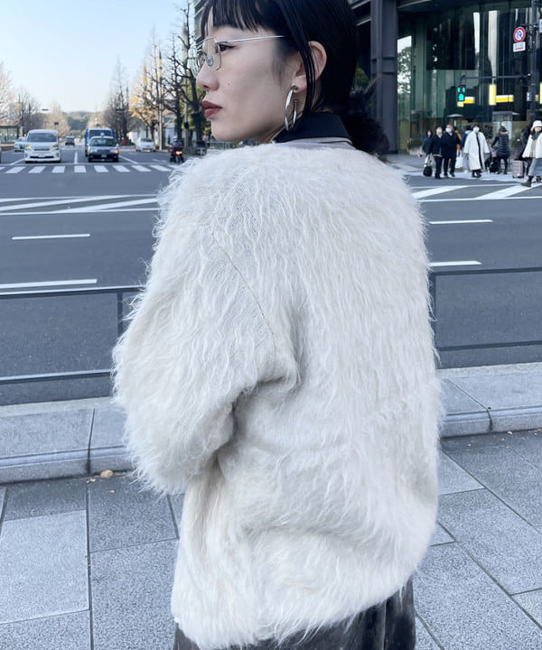 ハルキ　モモナさんの「BEAMS WOMEN｜I Hate Monday / flower lace ストッキング white」を使ったコーディネート