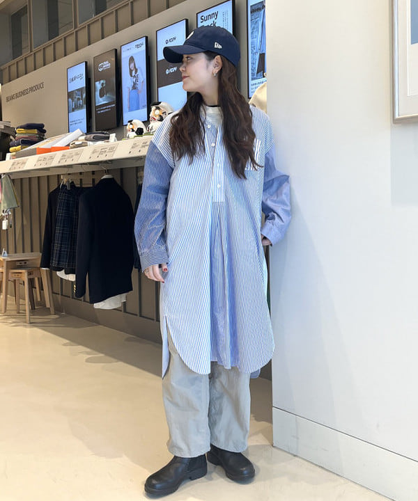 カスタニ モモノさんの「BEAMS WOMEN｜BEAMS BOY / クレイジー Vネック ワンピース」を使ったコーディネート