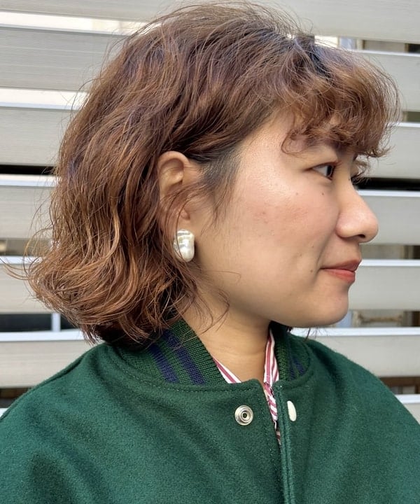 まつむさんの「BEAMS WOMEN｜BEAMS BOY / ポリエステル ウール シンチ バック スラックス」を使ったコーディネート