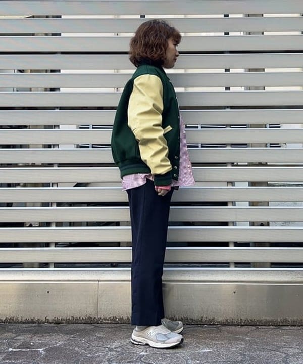 まつむさんの「BEAMS WOMEN｜BEAMS BOY / ポリエステル ウール シンチ バック スラックス」を使ったコーディネート